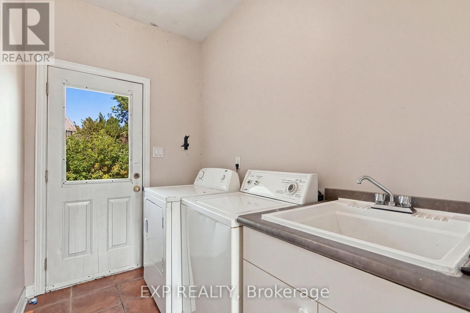 59 PARKER STREET, St. Catharines (Western Hill) — photo 5