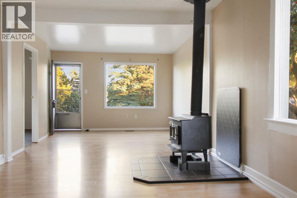 5012 49 Street - 6