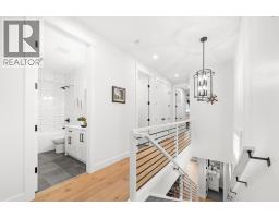 2407 33 Street SW - photo 14