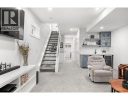 2407 33 Street SW - photo 26