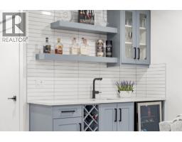2407 33 Street SW - photo 27