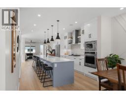 2407 33 Street SW - photo 6