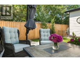 2407 33 Street SW - photo 3