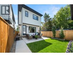 2407 33 Street SW - photo 5