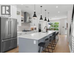 2407 33 Street SW - photo 8