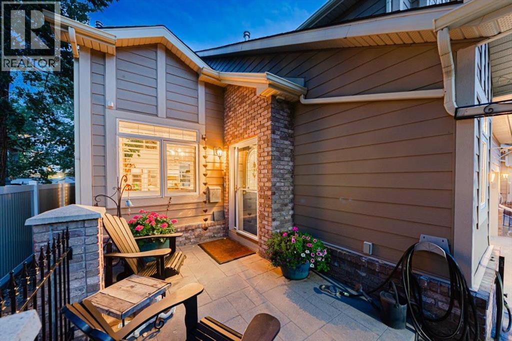 10 Varsity Estates Park NW, Varsity, Calgary photo 3