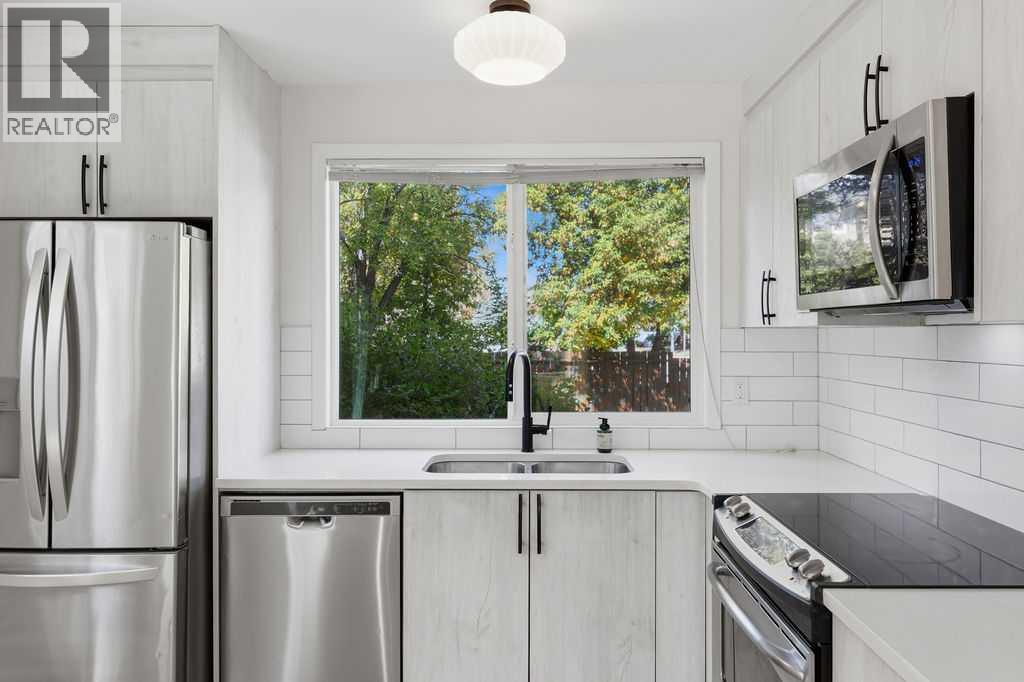 148 Cantrell Drive SW, Calgary — photo 6