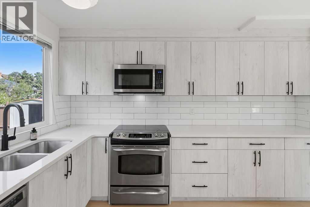 148 Cantrell Drive SW, Calgary — photo 7