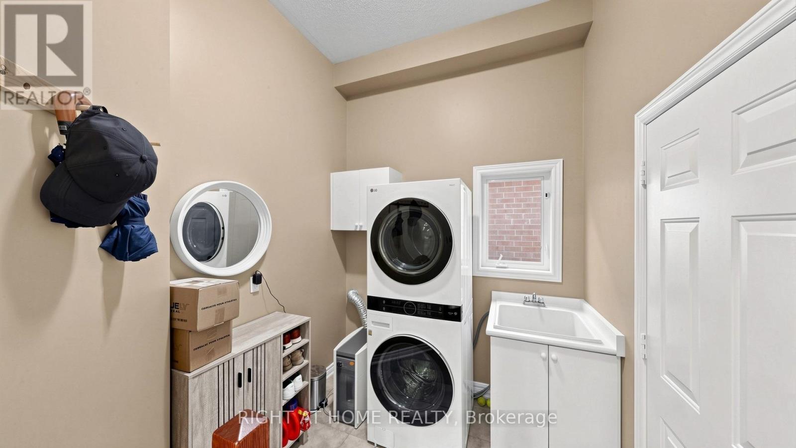 40 CHATEAU DRIVE - Image 45