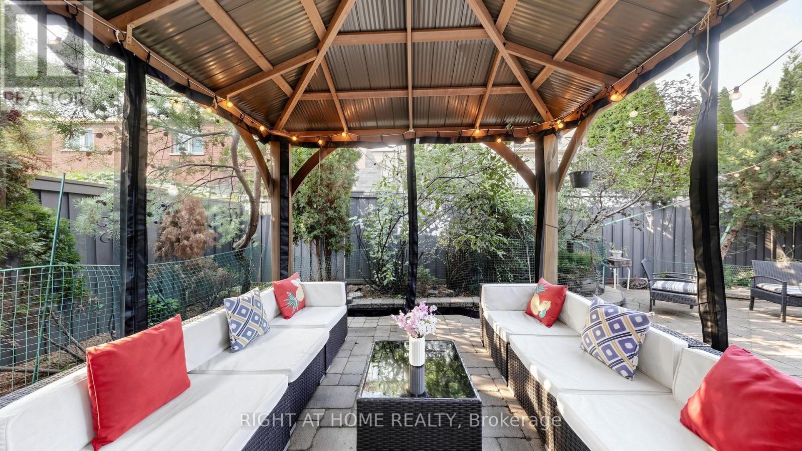 40 CHATEAU DRIVE - Image 46