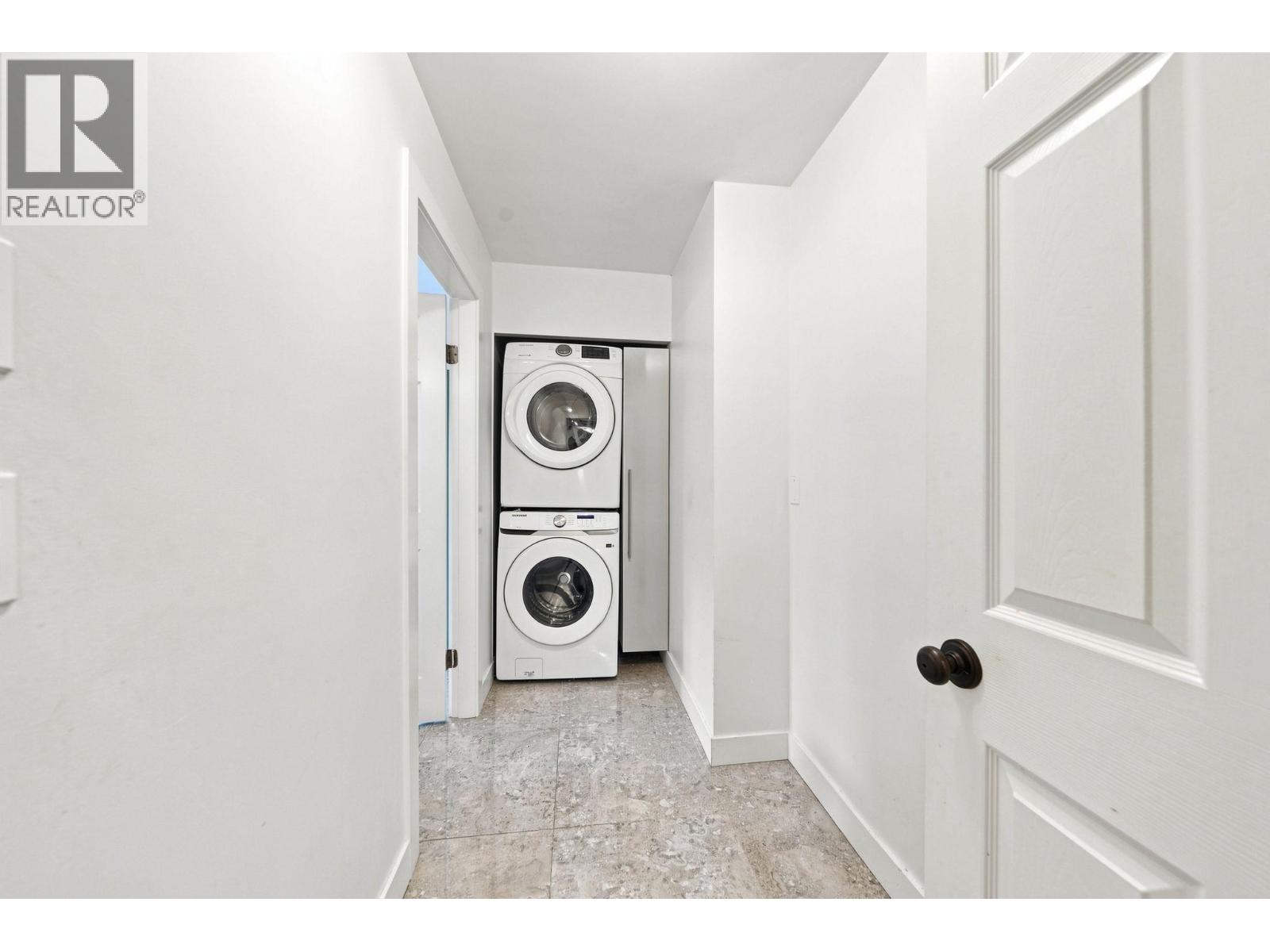 367 FENTON STREET, New Westminster
