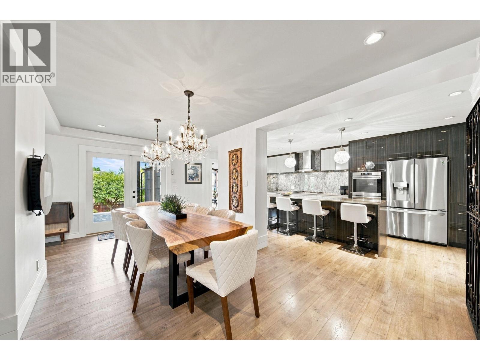 367 FENTON STREET, New Westminster — photo 4