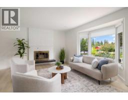 Living room - 4112 19 Street Nw, Calgary, AB T2L2B6 Photo 7