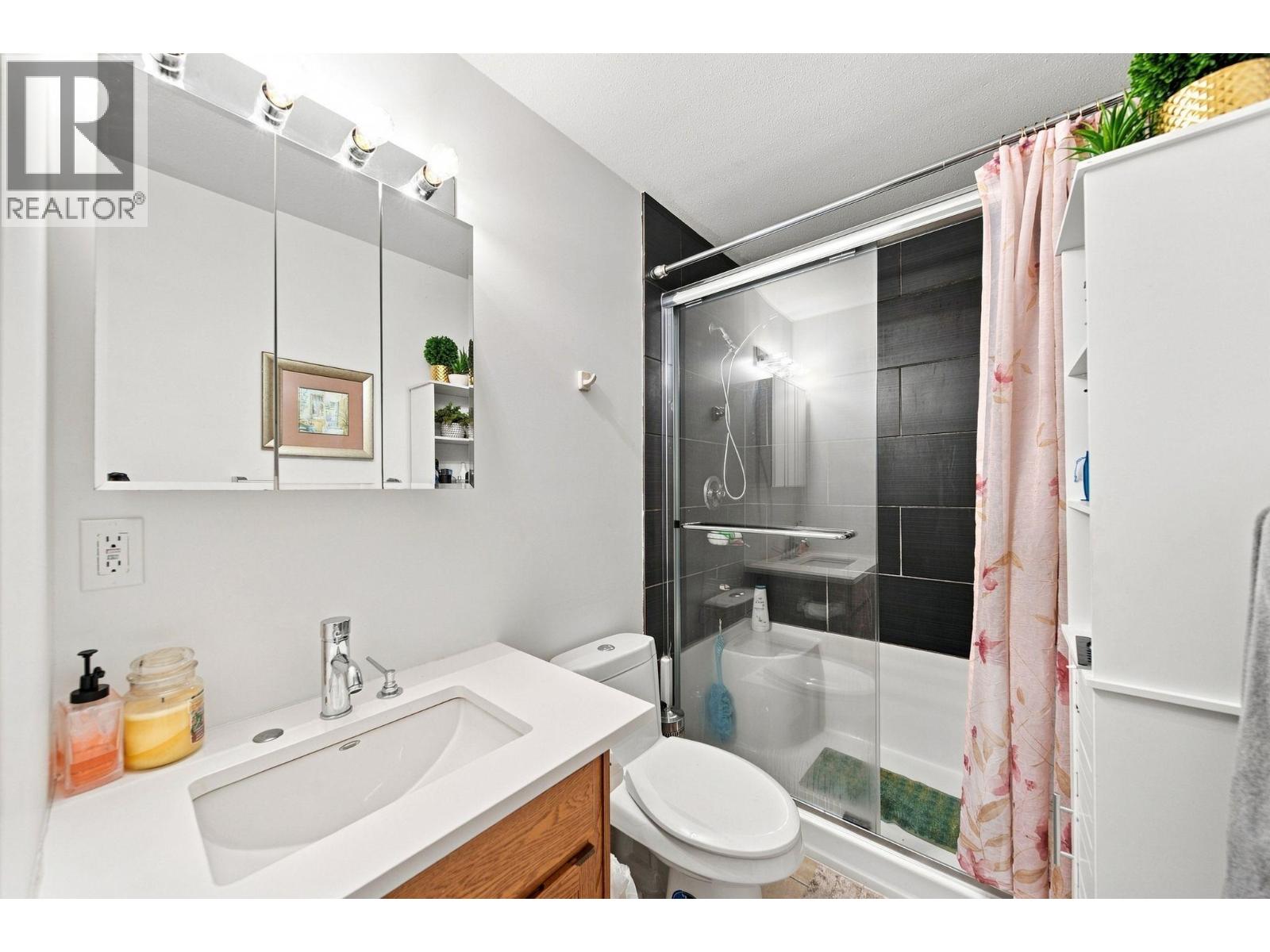 367 FENTON STREET, New Westminster