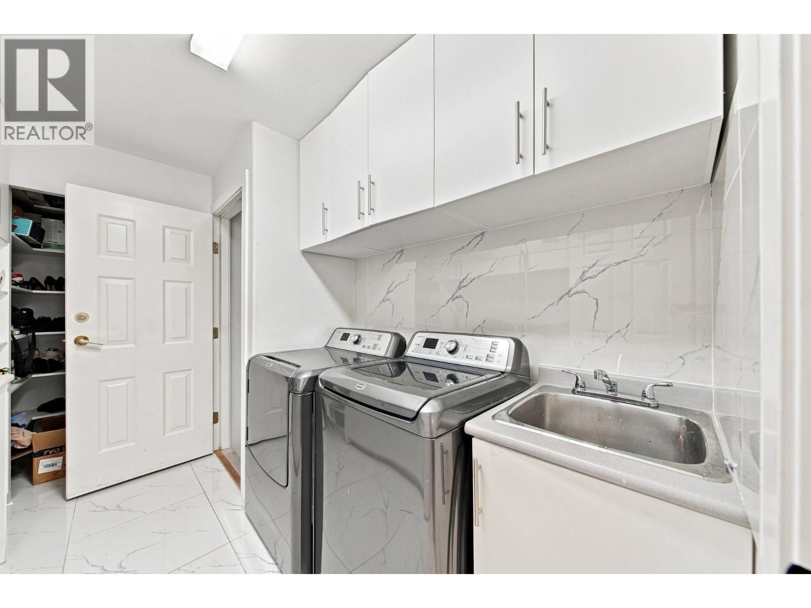367 FENTON STREET, New Westminster