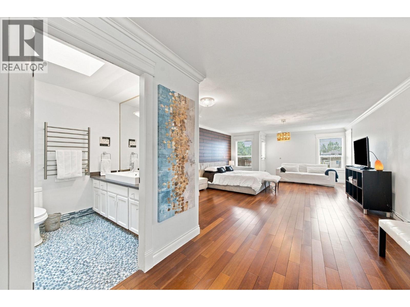 367 FENTON STREET, New Westminster