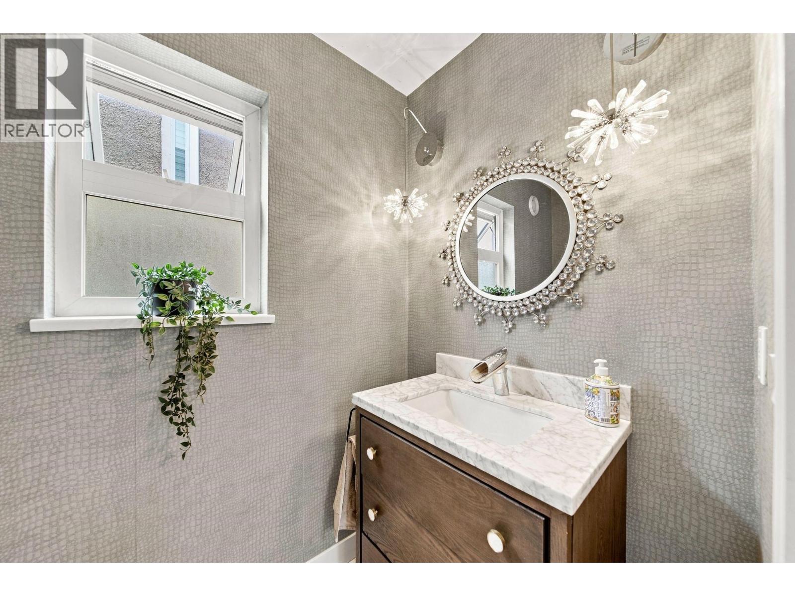 367 FENTON STREET, New Westminster