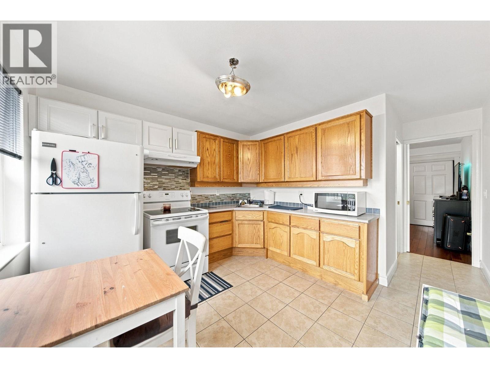 367 FENTON STREET, New Westminster