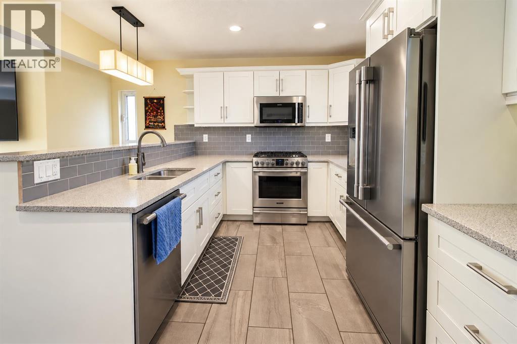 Listing photo – 4118 38 Street, Red Deer