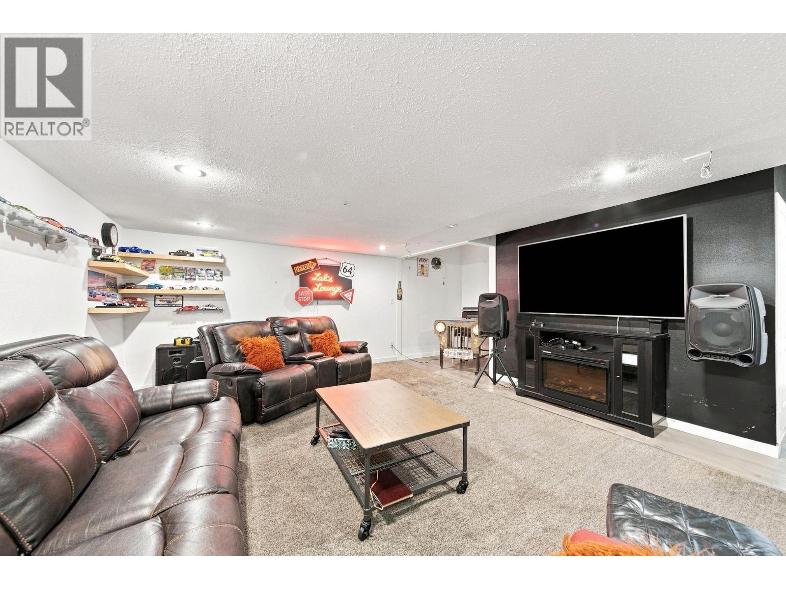 367 FENTON STREET, New Westminster
