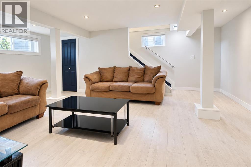 Listing photo – 4118 38 Street, Red Deer