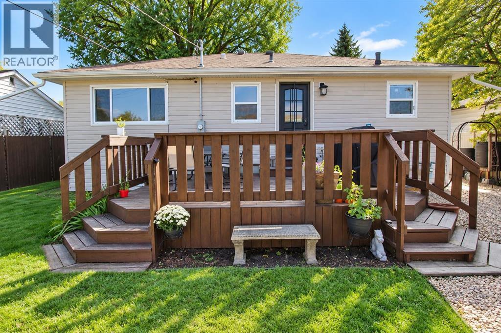 Listing photo – 4118 38 Street, Red Deer
