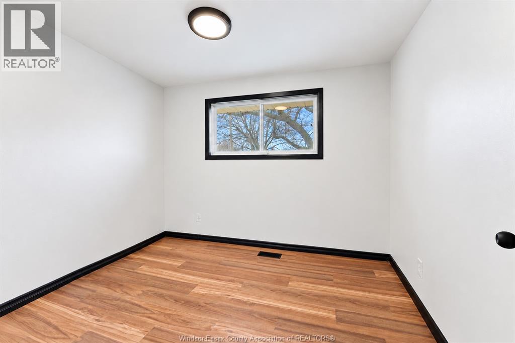 1116 SUMACH CRESCENT - 14