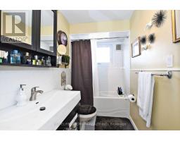 109 Brookside Road S, Richmond Hill, ON L4C0J6 Photo 12