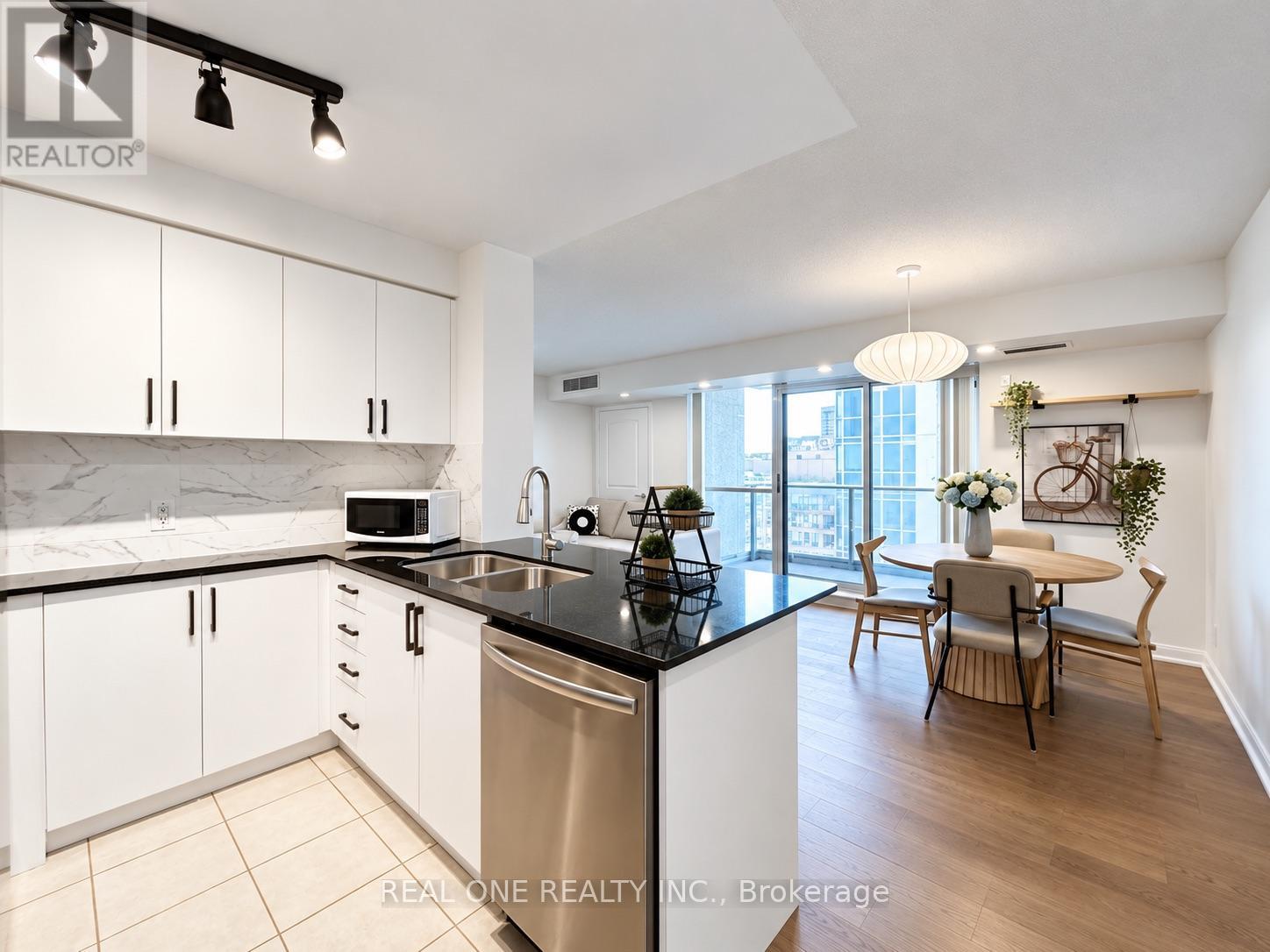 #1905 5793 YONGE STREET - 6
