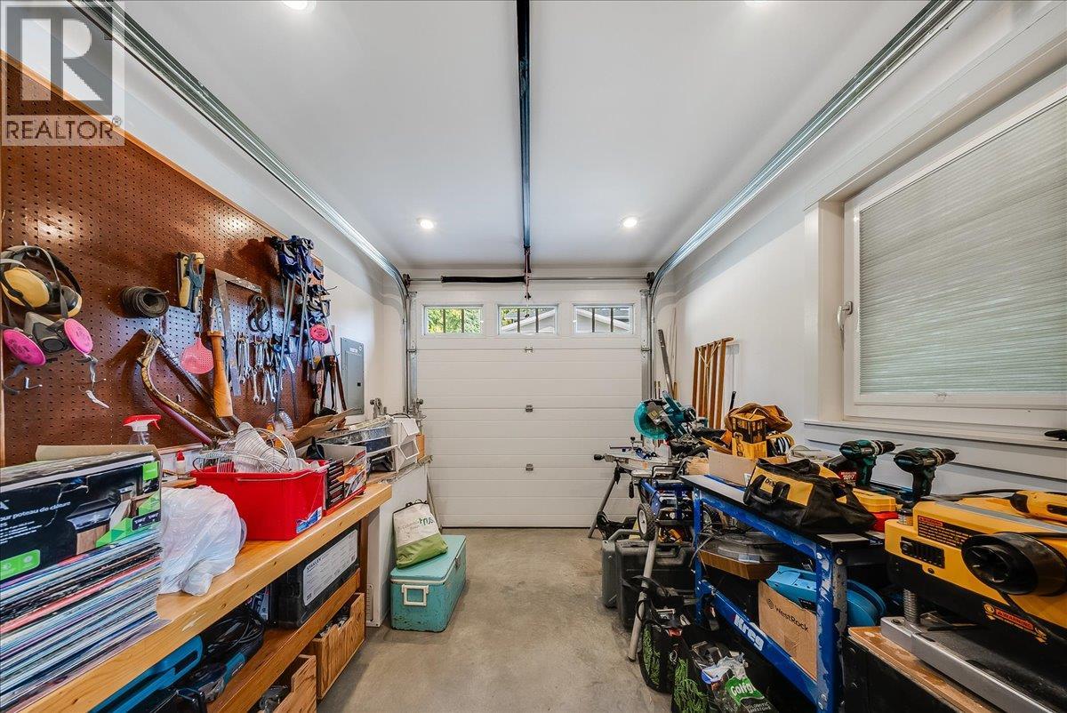 2460 Fourth Avenue, Rossland