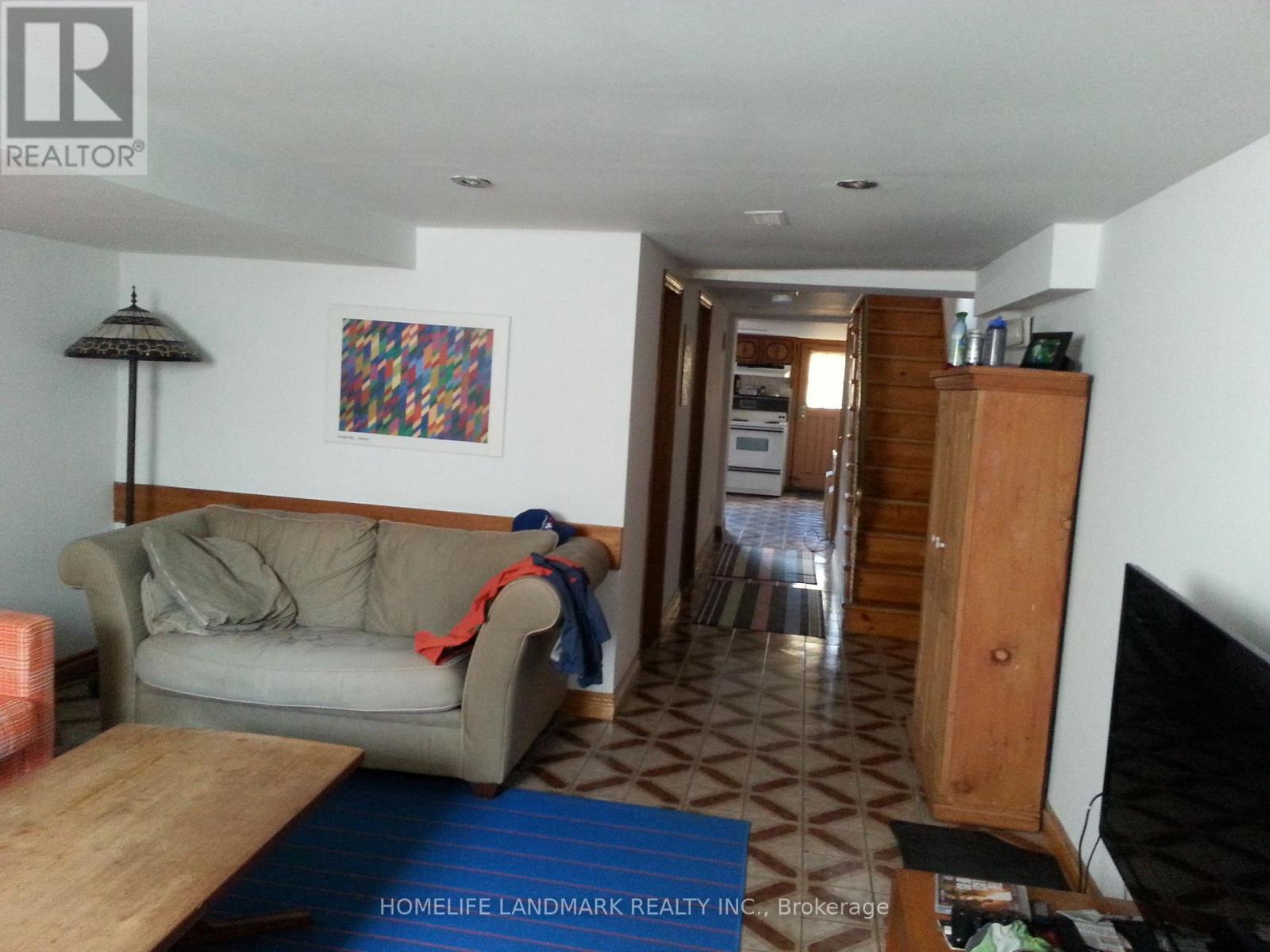283 OSSINGTON AVENUE - 25