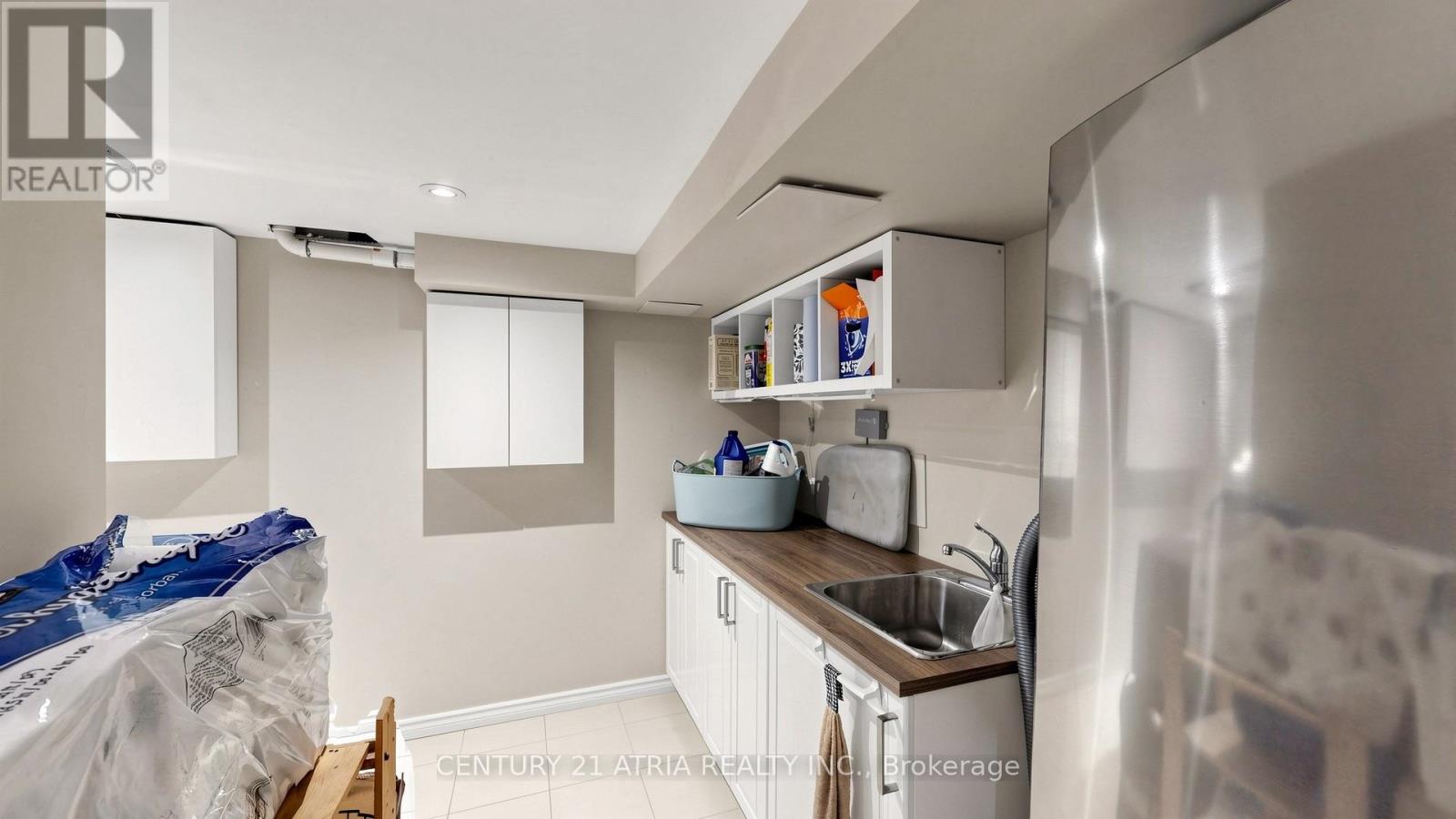 46 BELMONT STREET - 34