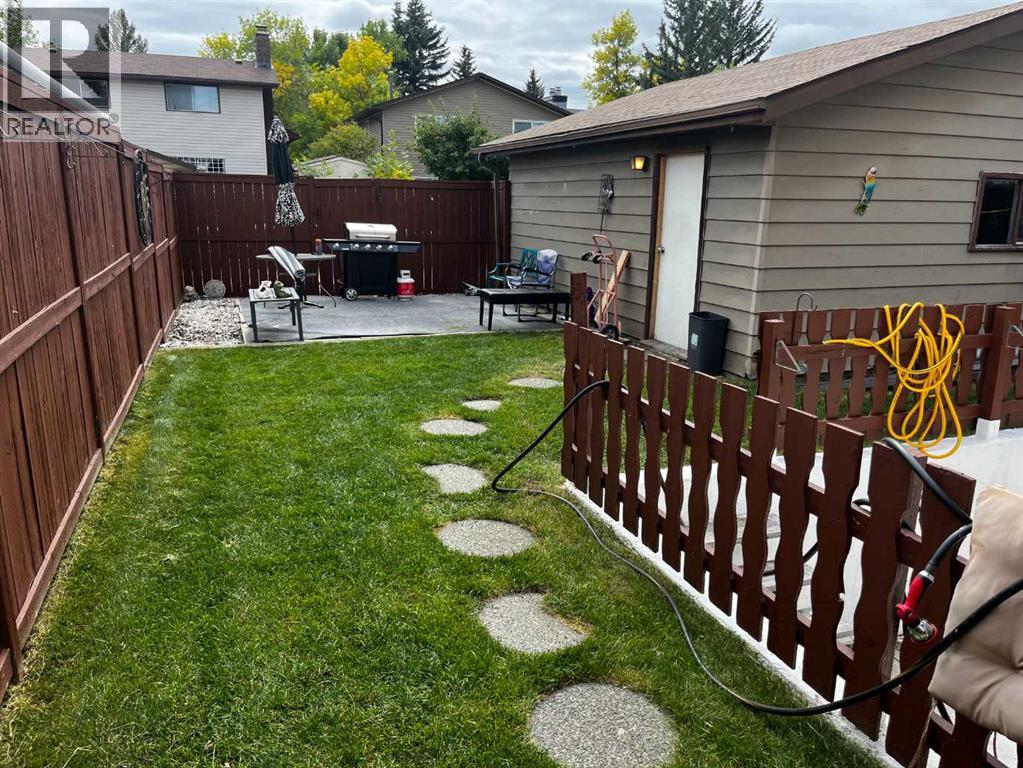 1003 Berkley Drive NW - 26