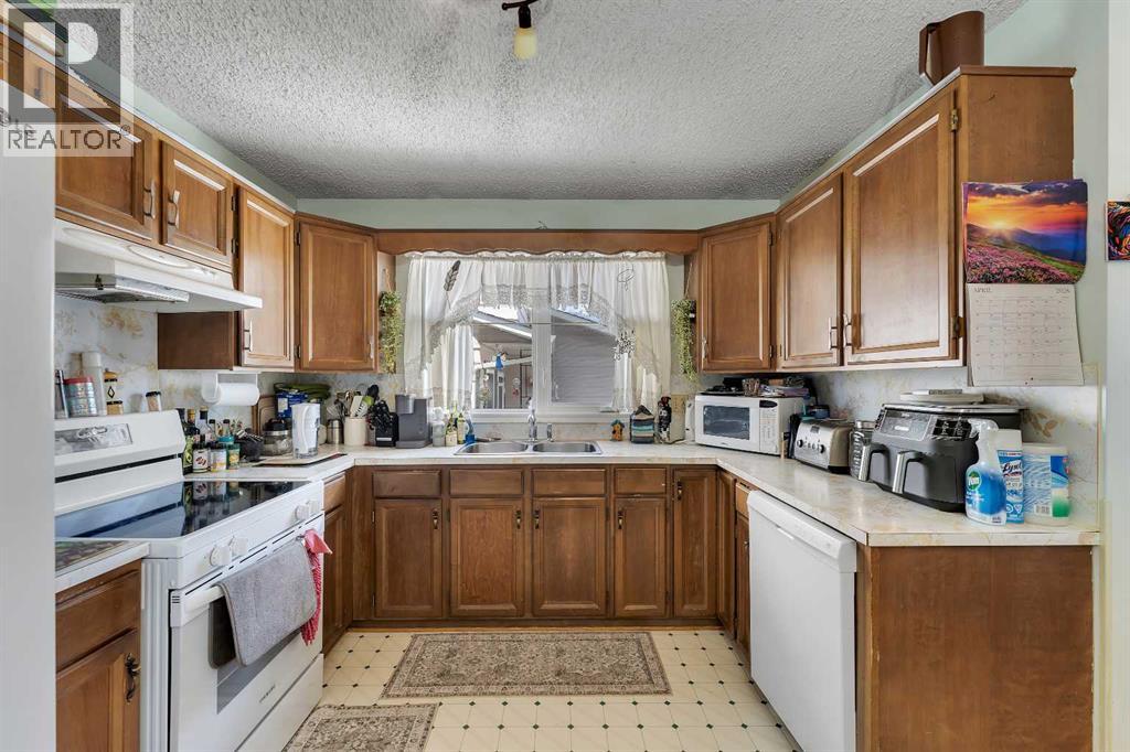 1003 Berkley Drive NW - 7