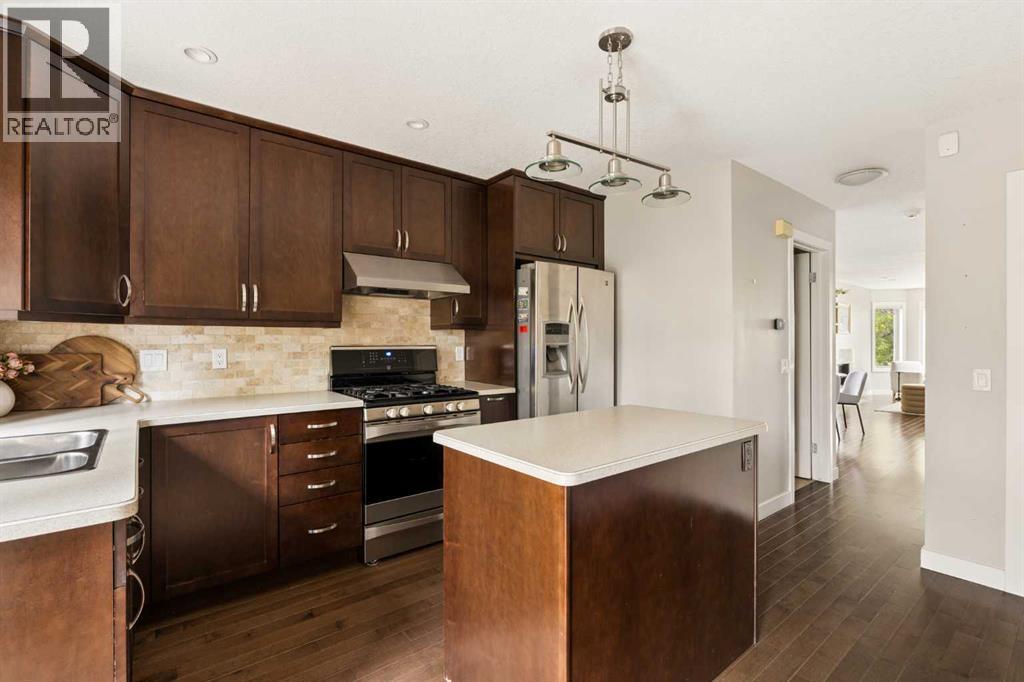 #5 1423 1 Street NW - 15