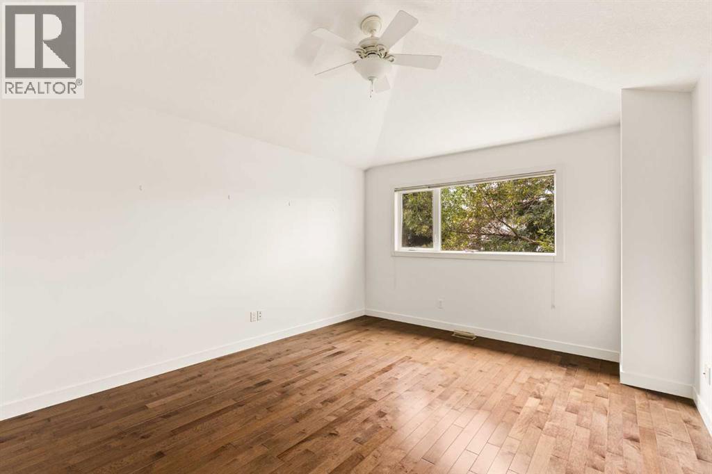 #5 1423 1 Street NW - 21