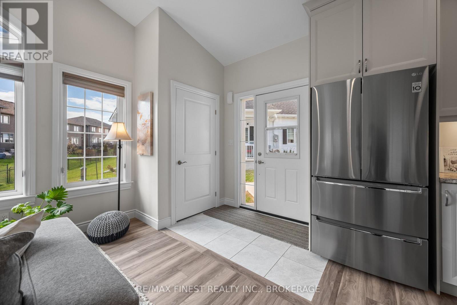 47 LOWRY PLACE, Loyalist (Amherstview) — photo 8