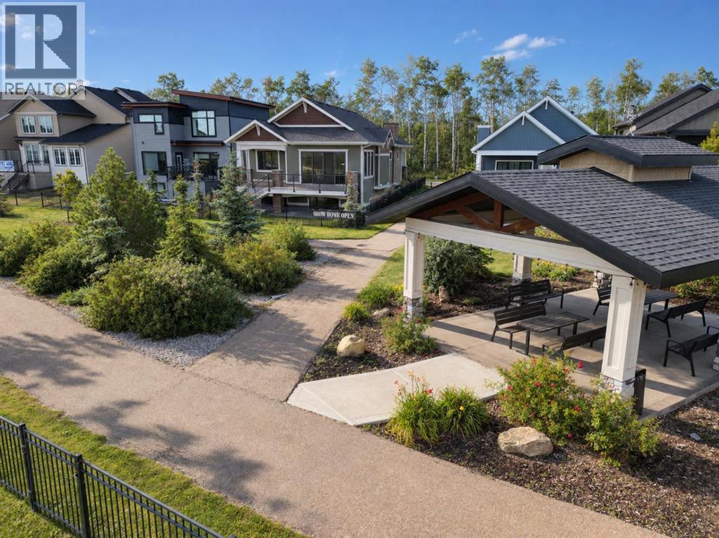 7 Songbird Green, Sylvan Lake — photo 4