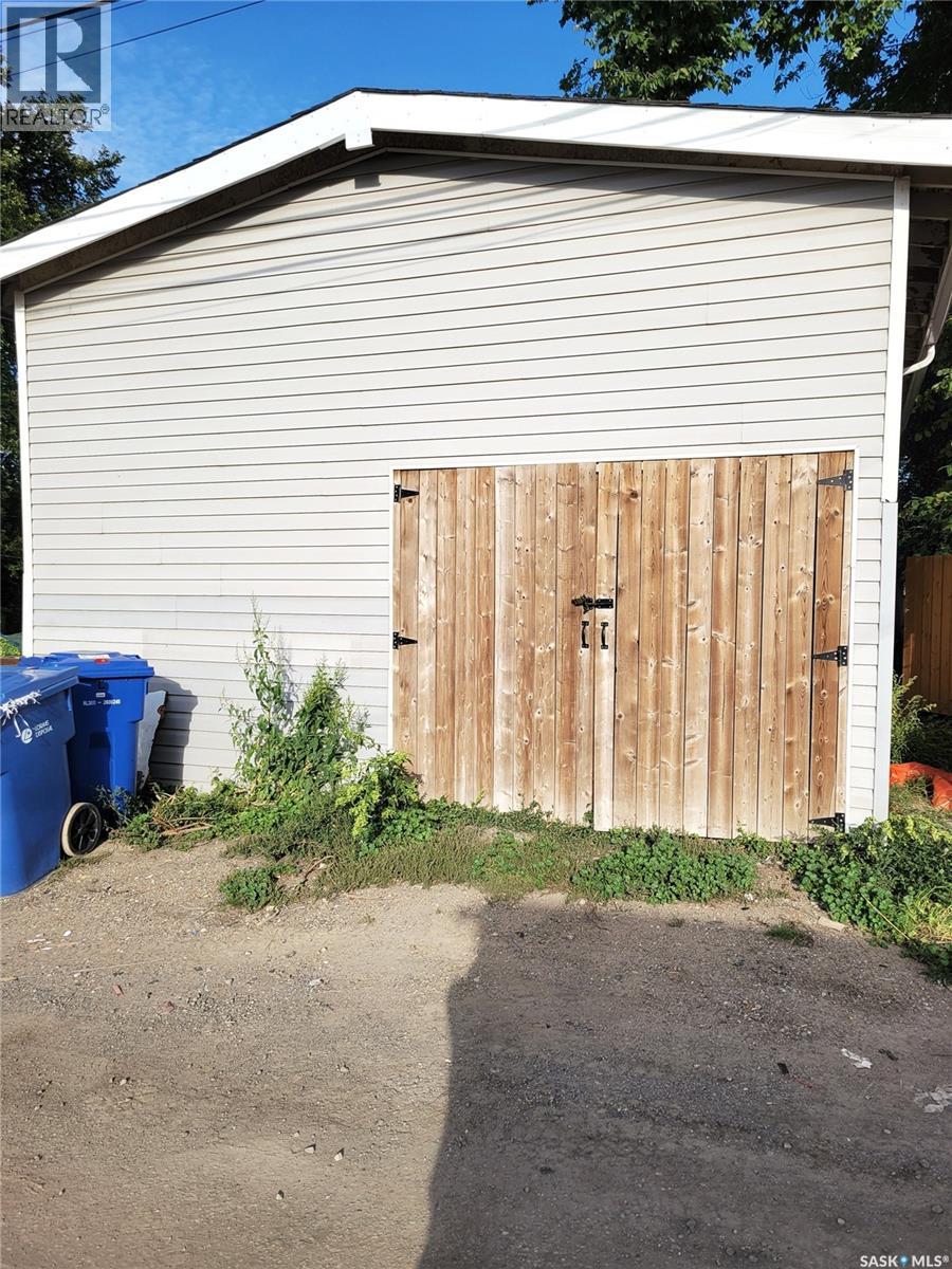 1654 Ottawa STREET, Regina — photo 2