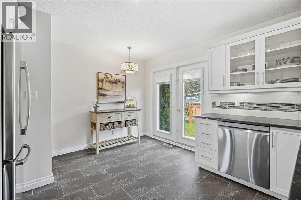 71 Lake Geneva Place SE - Image 13