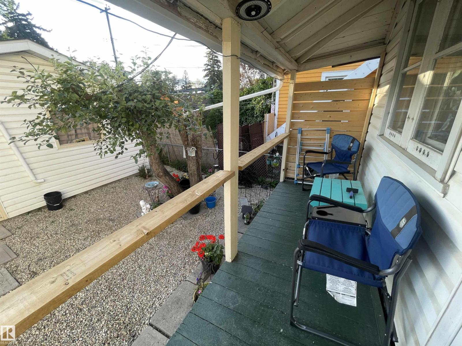 11230 96 ST NW - 27