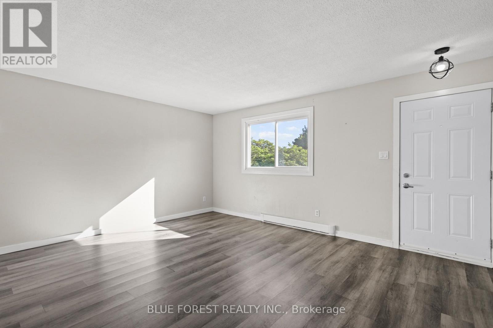 431 GRIFFITH STREET, London South (South K) — photo 5