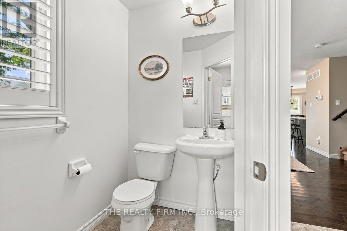 914 SILVERFOX CRESCENT - Image 22
