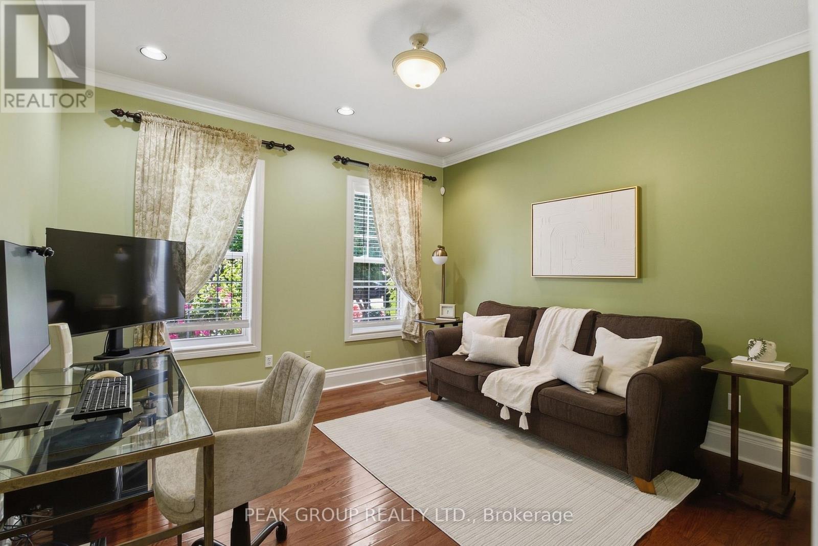305 GATE STREET - 23