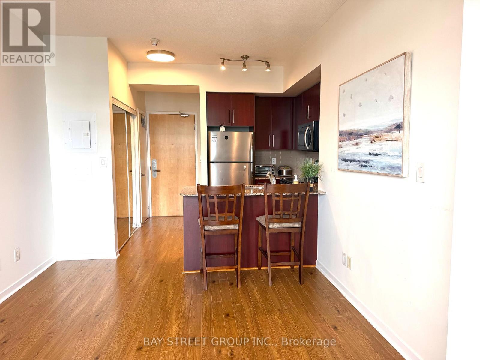 #4602 65 BREMNER BOULEVARD - 3