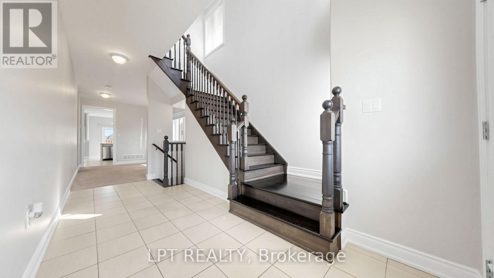 2981 ANNALYSSE DRIVE - Image 17