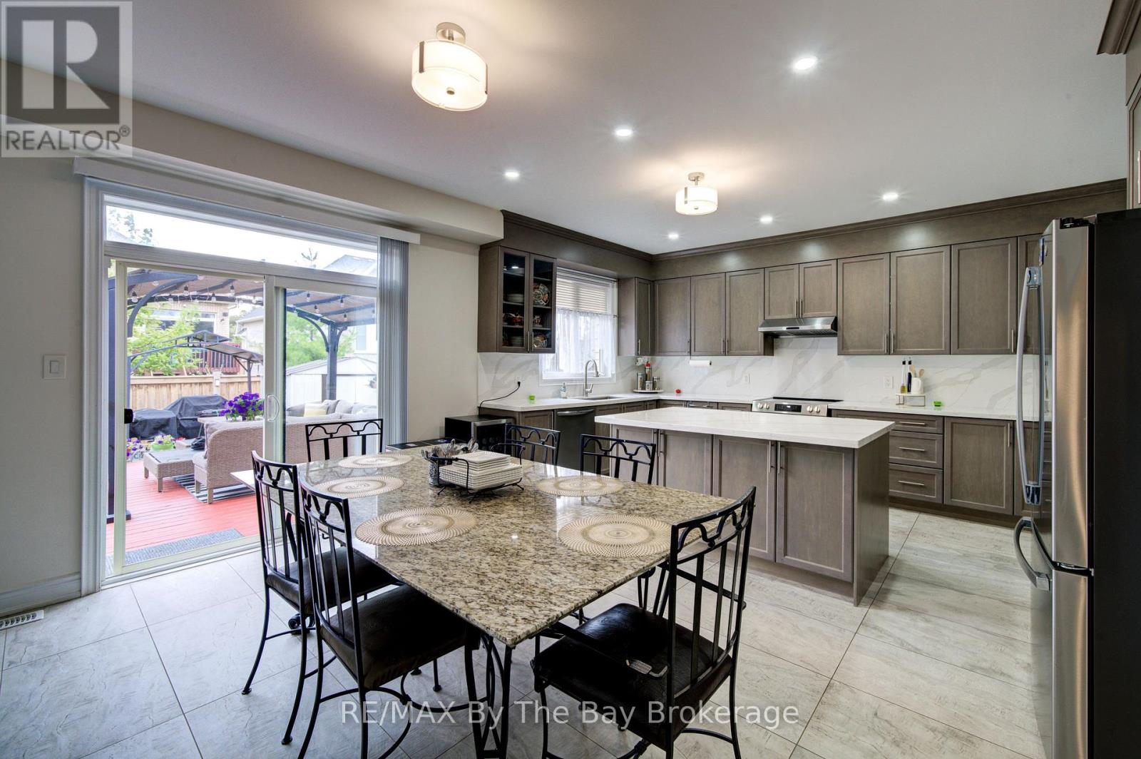 120 ALLEGRA DRIVE - 11