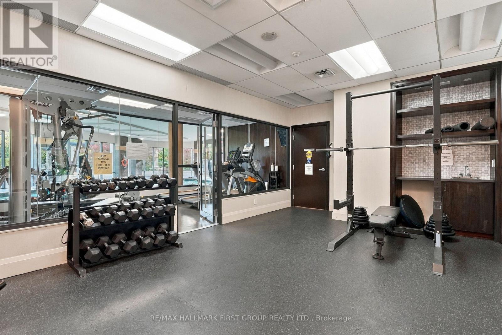 #912 1135 ROYAL YORK ROAD - Image 30