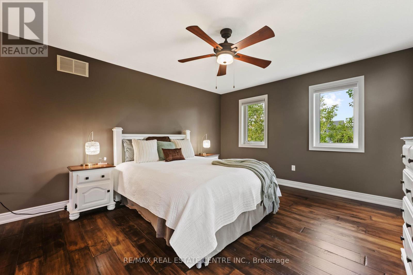 119 OAK RIDGE DRIVE - Image 30
