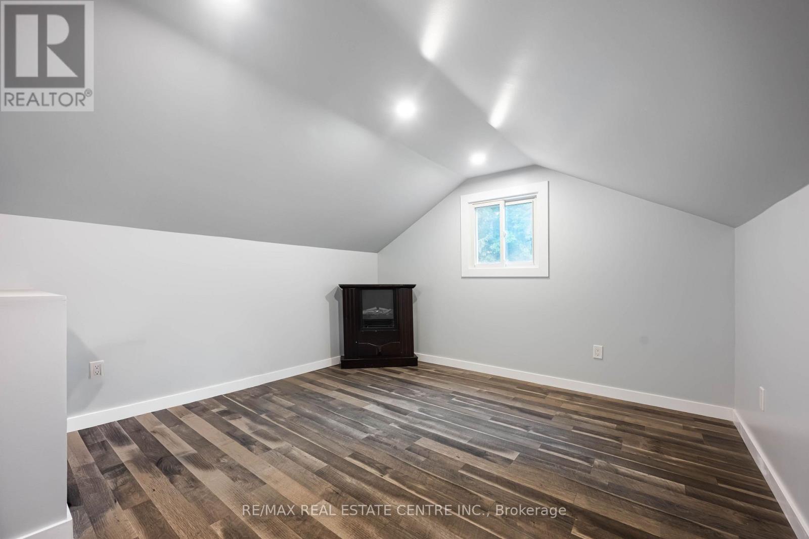 23 THIRD STREET - Image 25
